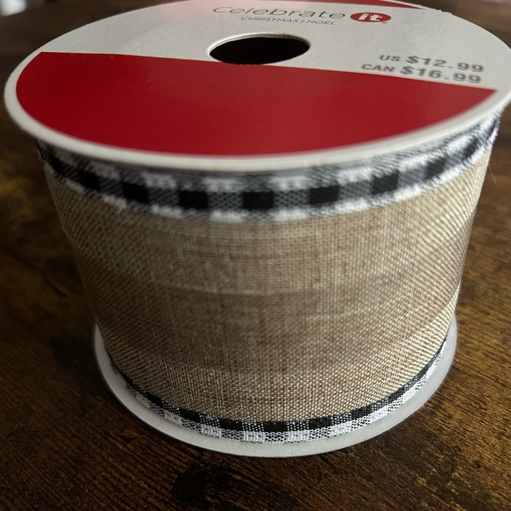 Celebrate it. Wired Ribbon